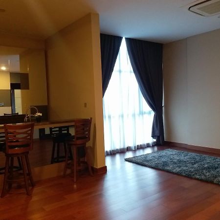 Jb City Paragon Serviced Apartment Джохор-Бару Экстерьер фото