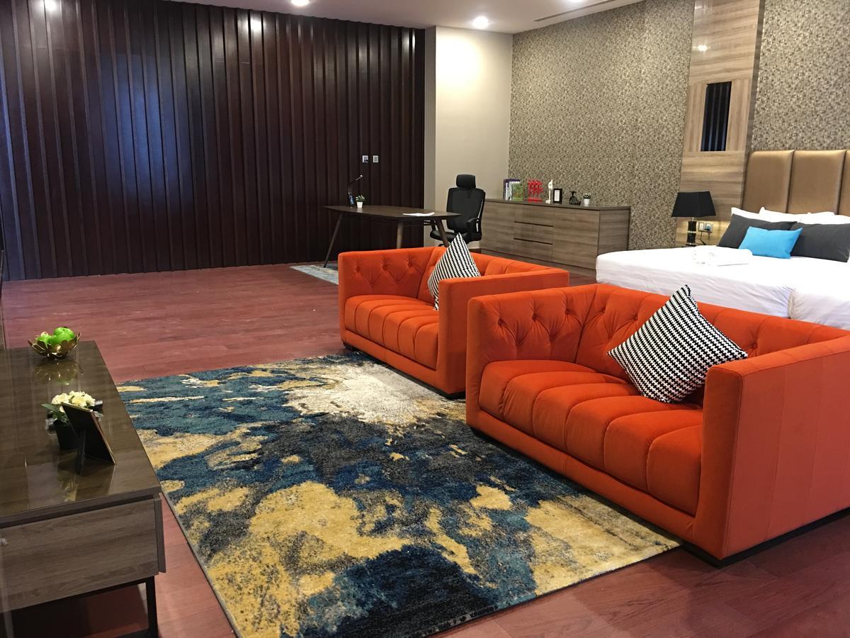 Jb City Paragon Serviced Apartment Джохор-Бару Экстерьер фото