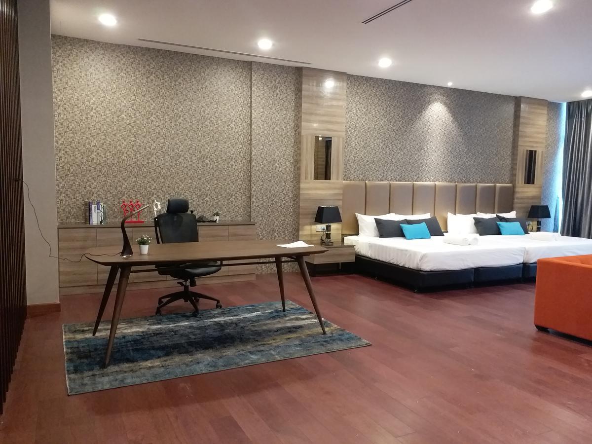 Jb City Paragon Serviced Apartment Джохор-Бару Экстерьер фото